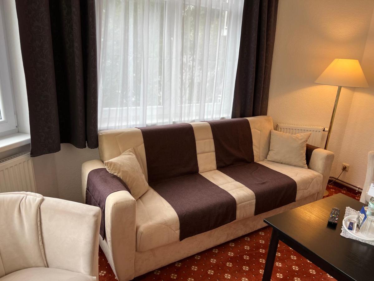Hotel Poseidon Кюлунгсборн Экстерьер фото