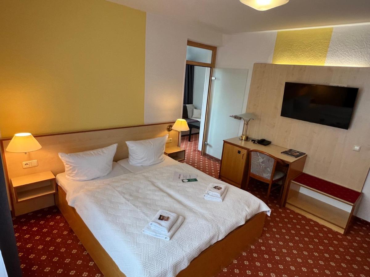 Hotel Poseidon Кюлунгсборн Экстерьер фото