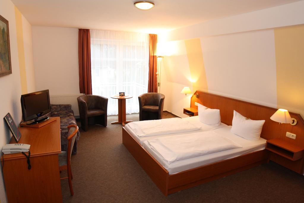 Hotel Poseidon Кюлунгсборн Номер фото